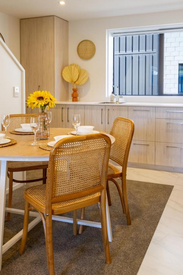 Central Sunny Perch 2 Bed 1 Bath Apartment Christchurch Luaran gambar